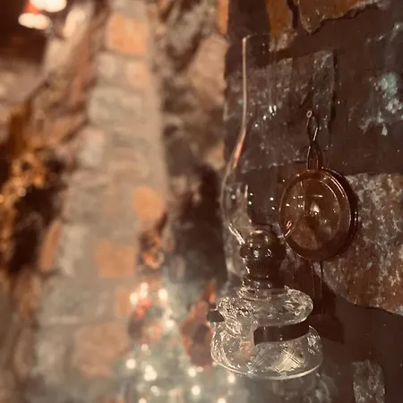 Blessings Chalet: Cozy Fireplace Retreat With Mountain Views * Agios Athanasios (Pella)