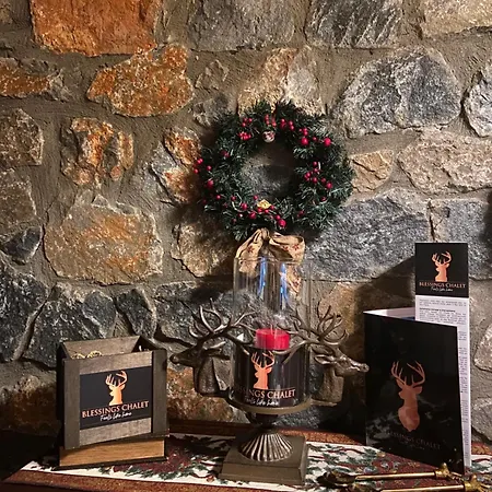 Blessings Chalet: Cozy Fireplace Retreat With Mountain Views * Agios Athanasios (Pella)